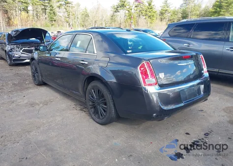 2013 Chrysler 300C Awd z USA, uszkodzony, nr VIN 2C3CCAKG3DH645185